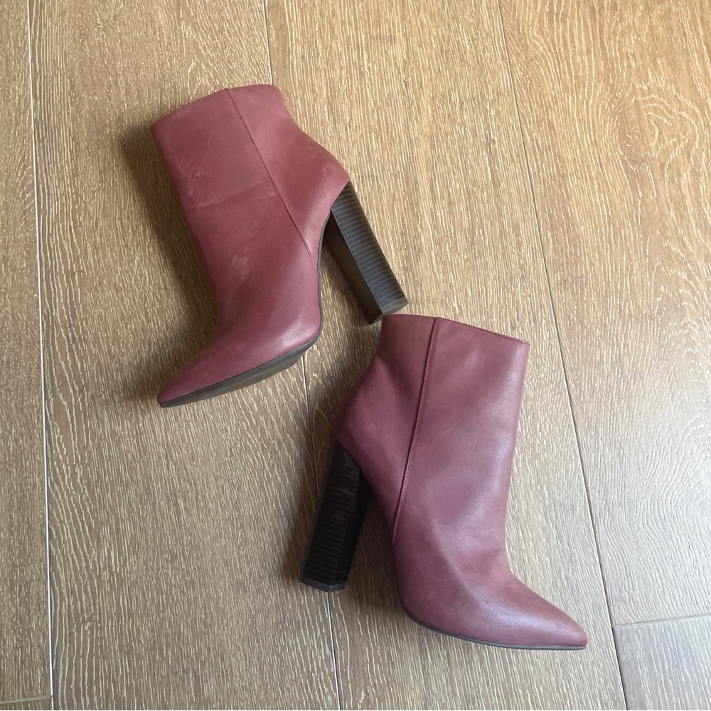 Steve Madden Millo Boot Size 8 NWT